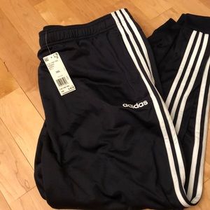 New Men’s Adidas Black Athletic pants size 3XL NWT